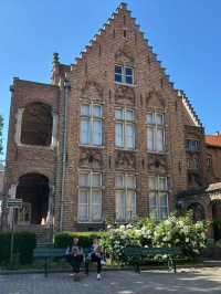Bruges: Where Time Tiptoes and Beauty Blooms
