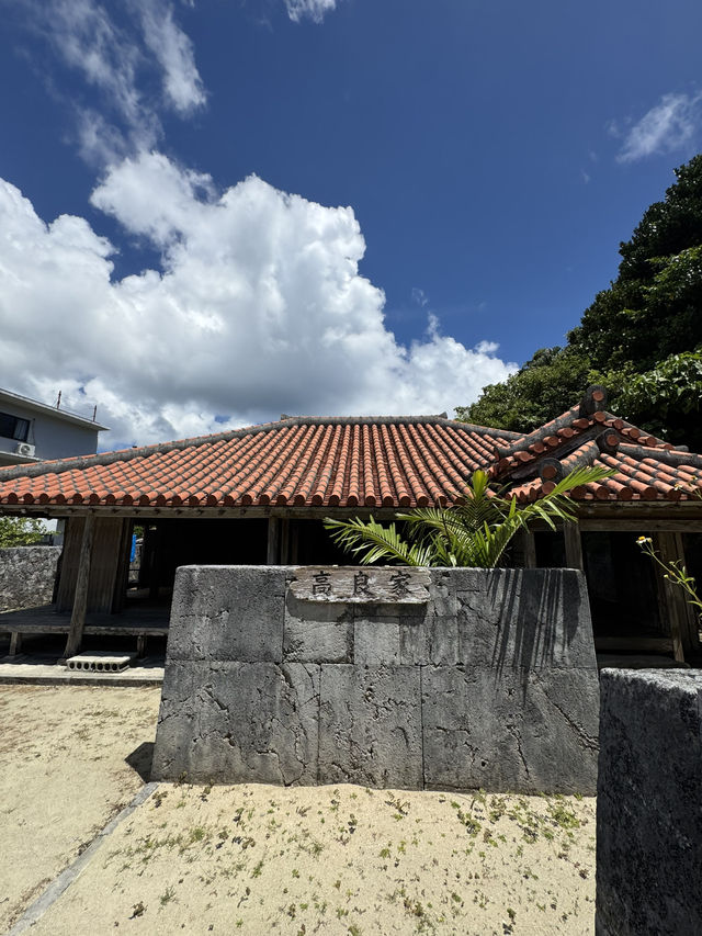 【沖縄・慶留間島】手つかずの自然に癒される小さな楽園🏝️🌿 【沖縄・慶留間島】手つかずの自然に癒される小さな楽園🏝️🌿