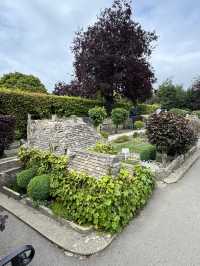 英國最美麗童話村莊嘅小人國