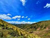 💎 Qoricocha Lake – The Golden Mirror of the Andes
