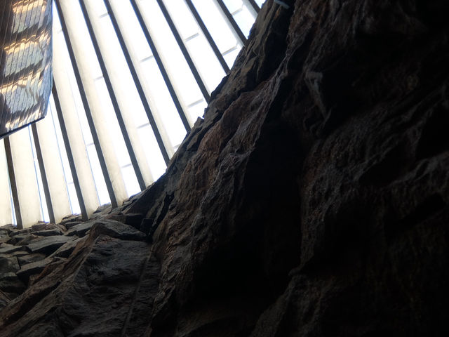 【フィンランド】テンペリアウキオ教会