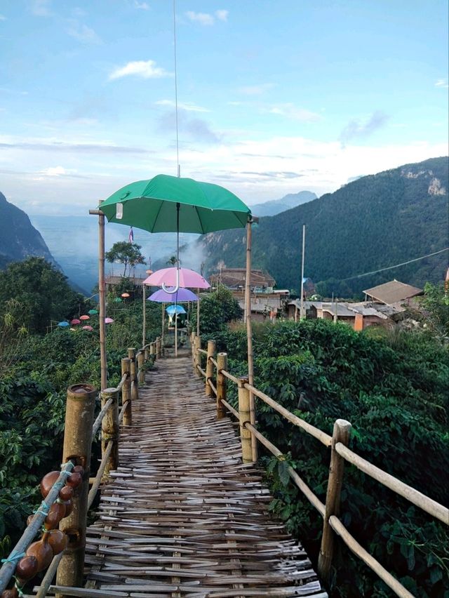 🤑 :แชร์งบเที่ยวเชียงราย ผาฮี้ 3 วัน 2 คืน 7000 บ. 🤑 :แชร์งบเที่ยวเชียงราย ผาฮี้ 3 วัน 2 คืน 7000 บ.