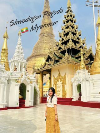 💛💛 The Shwedagon Pagoda is beautiful and dazzling from every angle.