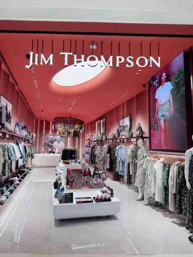 ぽよんさま専用★JIM THOMPSON(ジムトンプソン)★13号カラードレス 🛍️ バンコクの高級シルク：ジム・トンプソンの象徴的な店舗は行く