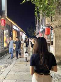 Evening Stroll Along Suzhou’s Historic Guanqian St ✨