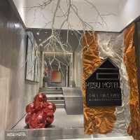  HeSu Hidden Art Hotel & Suites 