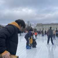 ice skating in canary wharf ❄️