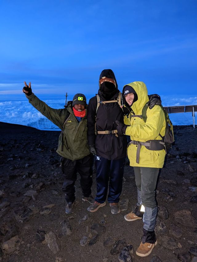 6 days Kilimanjaro climbing group joining Tour 