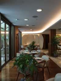 Paris | Have fun with friends in MO Paris with good service