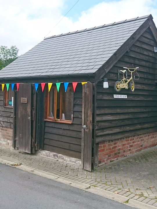 🚴‍♂️ Wild Wales on Two Wheels: Welshpool to Aberystwyth 🚴‍♀️
