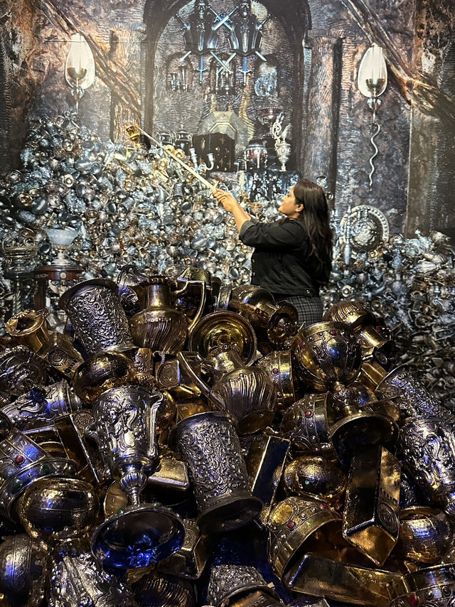 🧙‍♀️✨**“A Spellbinding Day at Warner Bros. Studio London – A Must for Every Potterhead!”**✨🧙‍♂️