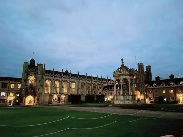 🚗 Ride-Sharing in Cambridge: Smart Travel for a City of Scholars 🎓🚴‍♂️