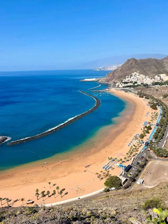  Tenerife: An Island of Eternal Spring, Volcanic Wonders, and Coastal Beauty 🇪🇸✨