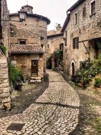 🏰 Whispers of Stone – Sermoneta, Italy