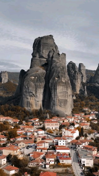 🏞️✨ “Spiritual Heights: My Journey to Meteora” 🇬🇷