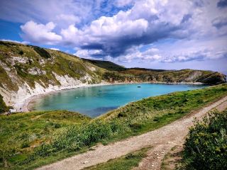 📍 West Lulworth, Dorset – A Perfect Jurassic Coast Escape