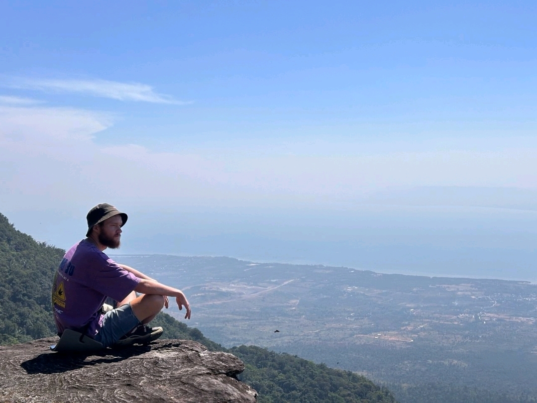 On the edge of Cambodia, where Vietnam is visible
