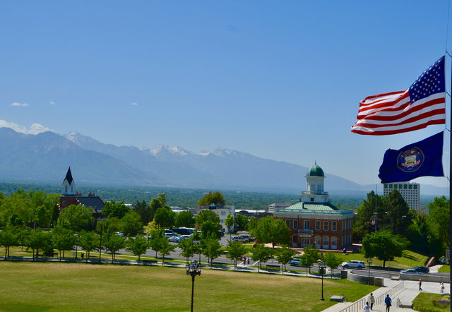 Check in at Salt Lake City, USA - Enjoy a leisurely and comfortable vacation.