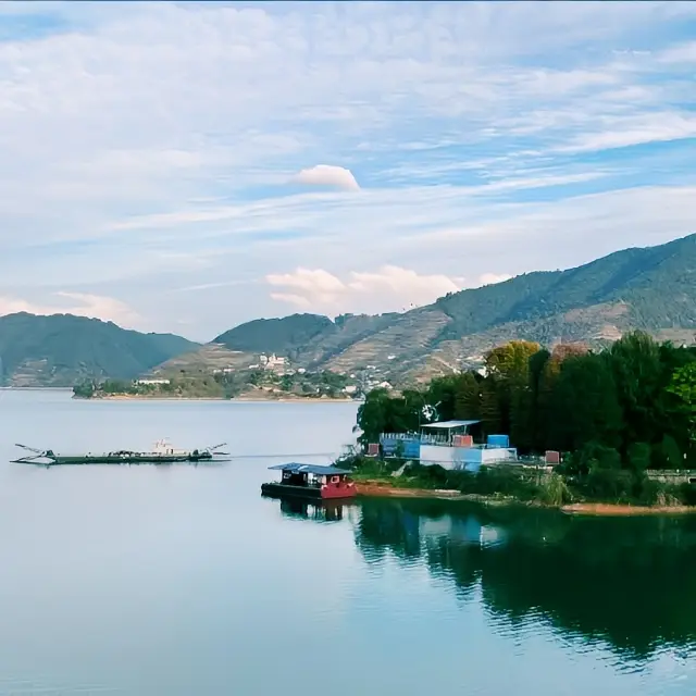 동강 호수의 아름다움!!