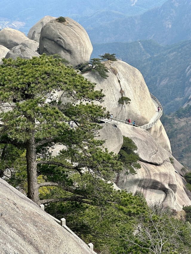 安徽安慶天柱山黃山盛名之下的隱形小弟