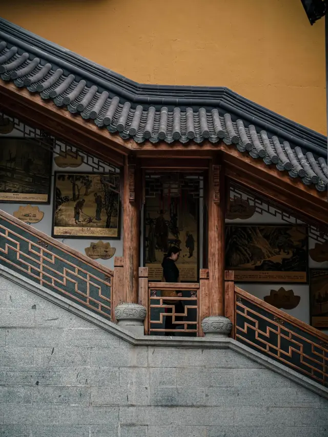 The Faxi Temple in Hangzhou is really photogenic!