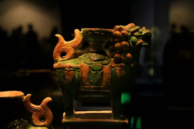 宜昌半日好去處，宜昌博物館！順便分享扛把子文物～