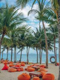 🌴 Sanya's St. Regis: A Luxe Beachfront Oasis 🏖️