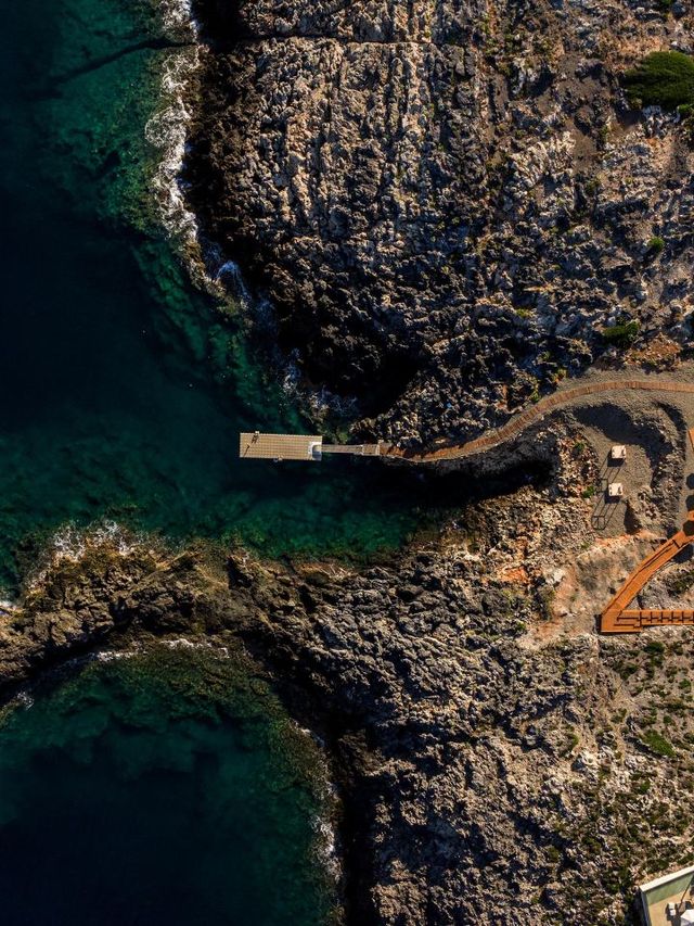 🌟 Chania's Hidden Gem: Isla Brown Resort! ✨