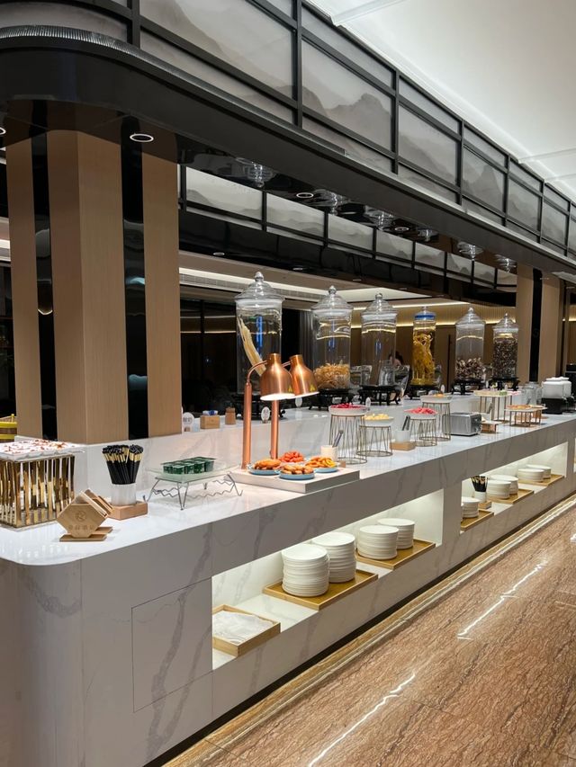 保定酒店天花板,天花板早餐!!! 保定酒店天花板,天花板早餐!!!