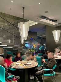 這家寶藏脆鰱魚火鍋店真的好火爆