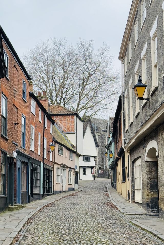 漫步Elm Hill，邂逅中世紀的時光綺夢