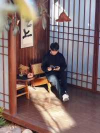 入住撫仙湖的油畫世界，享受湖居慢時光