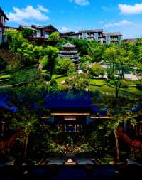 貴陽安納塔拉度假酒店遠離市區，在山間享受悠閒時光