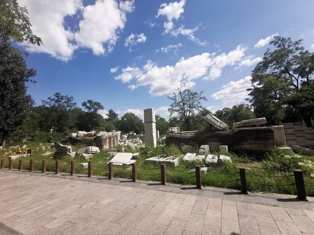 Yuanmingyuan Park, the old summer palace 🇨🇳