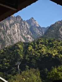 Huangshan - the loveliest mountain of China 🇨🇳 ⛰️