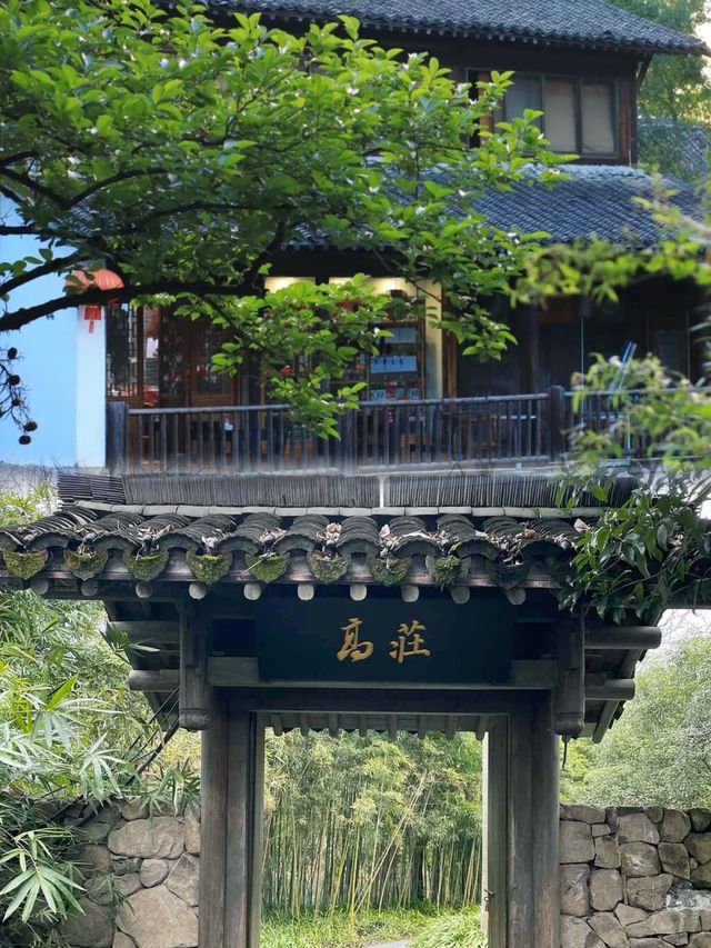 馮小剛鏡頭下的秘境：深潭口如何成就銀幕經典