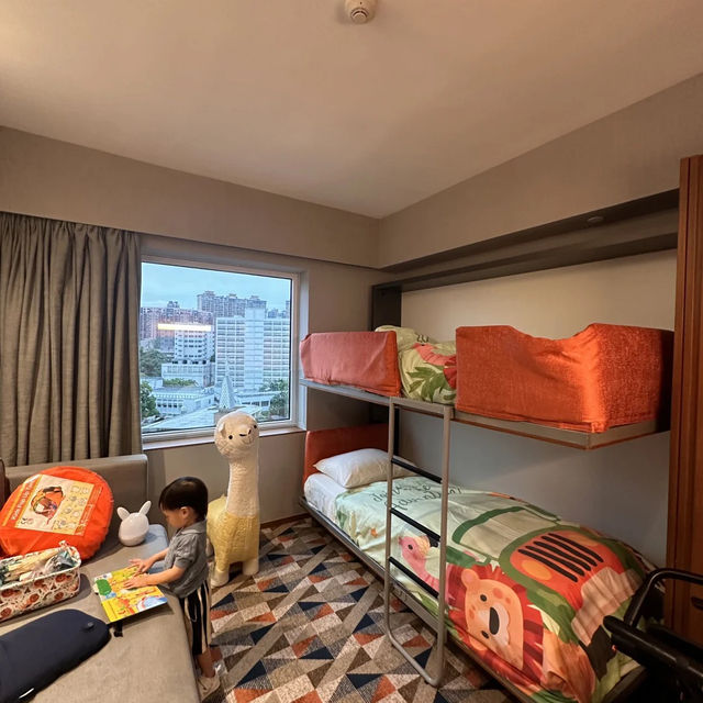 香港親子遊住邊好？呢間酒店真係掂到爆！