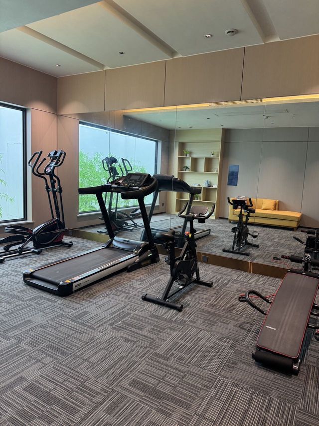 柳州呢間酒店嘅街景房竟然有澳門嗰種feel! 柳州呢間酒店嘅街景房竟然有澳門嗰種feel!