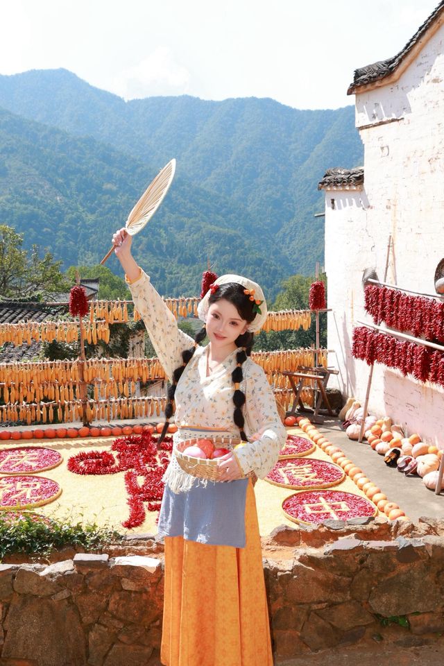 婺源篁嶺｜雲端上的曬秋童話世界