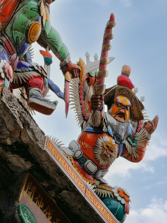 汕頭屋頂藝術 「舉頭三尺有神明」 汕頭屋頂藝術 「舉頭三尺有神明」