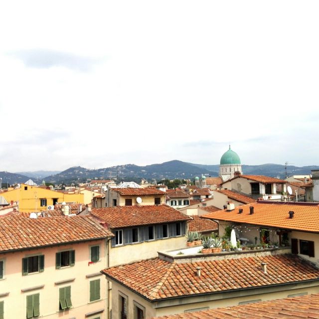 標題：佛羅倫斯藏在中心的住宿寶藏  最近，在佛羅倫斯的旅行中我入住了伯多尼酒店，它位於Via 