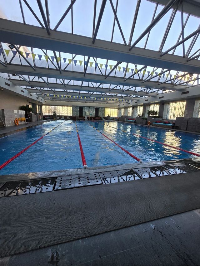 青島浪漫:洲際躺平+奧帆日出+爬山 青島浪漫:洲際躺平+奧帆日出+爬山