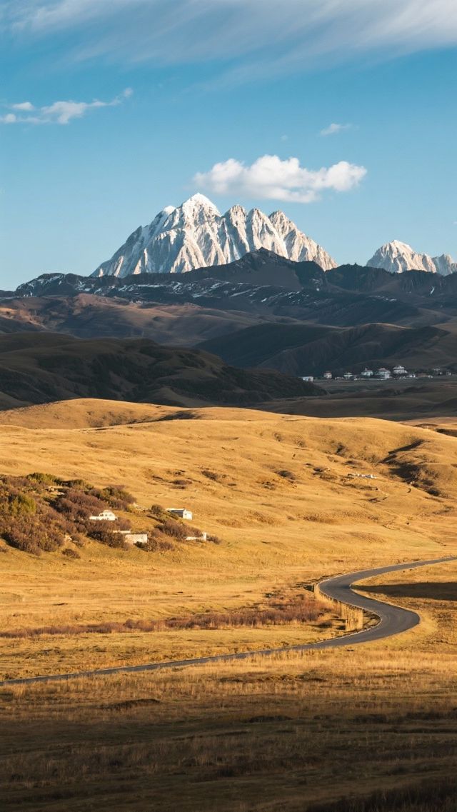 11月川西4天3晚，玩轉秋日秘境！邂逅雪山與藏地煙火！