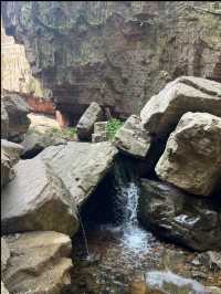 新安秘境！闖入現實版綠野仙蹤，龍潭大峽谷絕了！  爆裂推薦理由 洛陽小九寨！瀑布群+碧綠潭水美