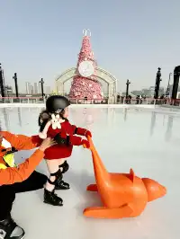 4歲寶寶的第一次上冰體驗!