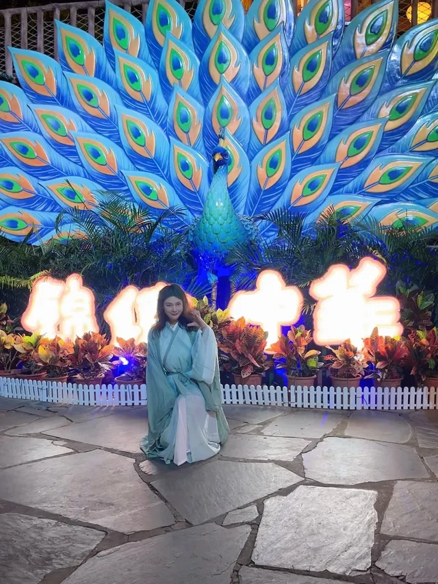 深圳錦繡中華跨年燈會氛圍拉滿 深圳錦繡中華跨年燈會氛圍拉滿