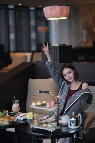 I loved the afternoon tea at the Ritz-Carlton!