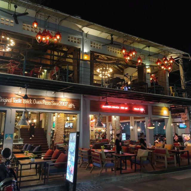 Pub Street หน้าหนาว