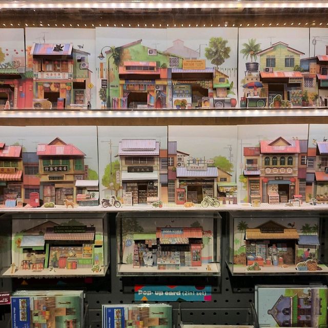 Paper Adventures, unique souvenirs 