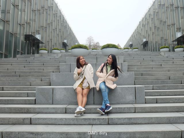 หนีร้อน…ไปเดินชิคที่ Ewha Woman University 